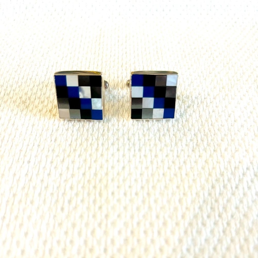 Silver Cuff links with Onyx and Cobalt squares.